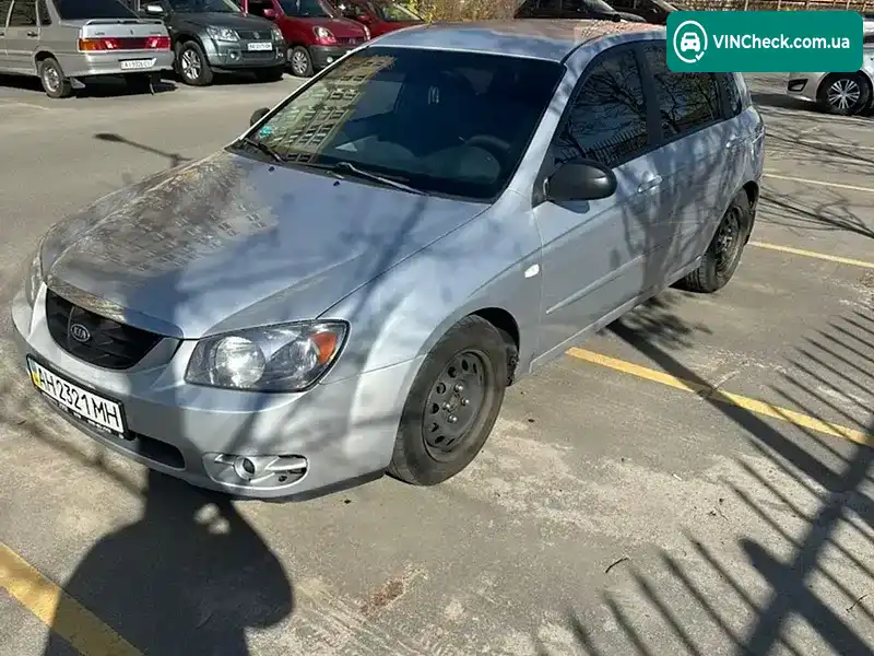 Kia Cerato 2005, фото з оголошення 2 з 9, VIN KNEFE244255173786