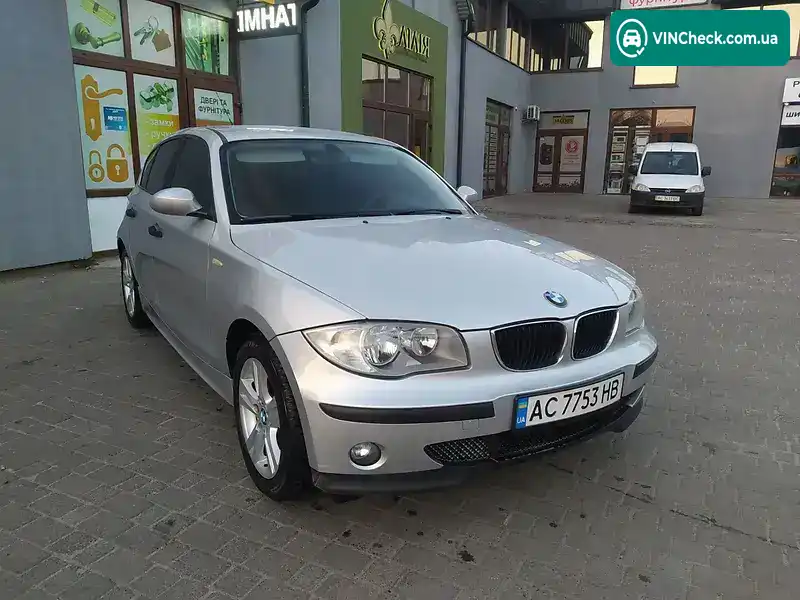 BMW 1 Series 2004, фото з оголошення 1 з 20, VIN WBAUF11000JR90479