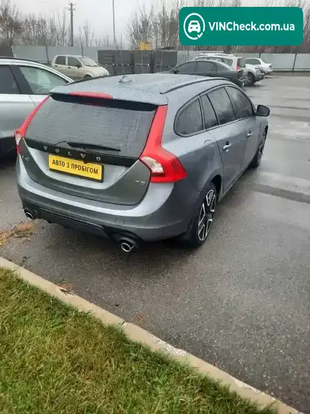 Volvo V60 2017, фото з оголошення 2 з 17, VIN YV140MEL9J2380645
