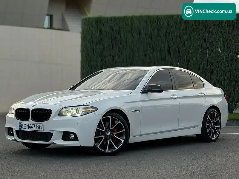 BMW 5 Series 2013, фото з оголошення 2 з 9, VIN WBA5B3C51ED532282
