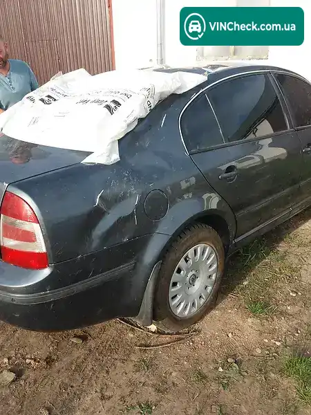 Skoda Superb 2006, фото з оголошення 1 з 13, VIN TMBDM63U979009518