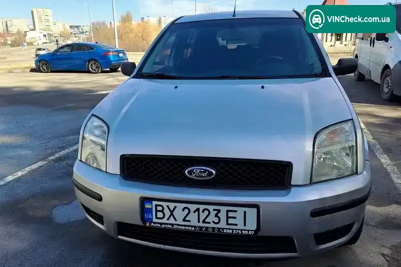 Ford Fusion 2004, фото з оголошення 2 з 8, VIN WF0UXXGAJU3M06632