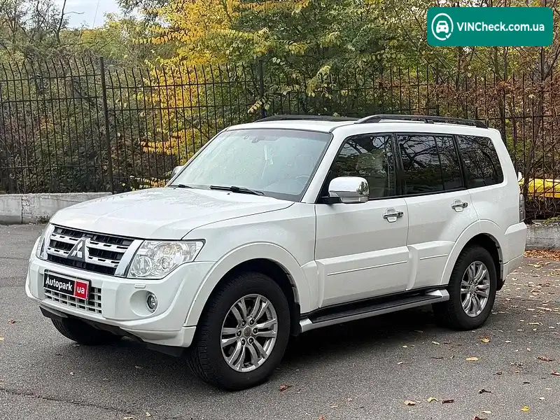 Mitsubishi Pajero 2013, фото з оголошення 1 з 20, VIN JMBLYV98WDJ000779