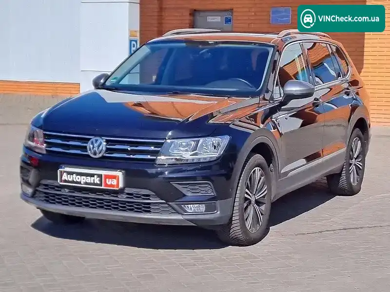 Volkswagen Tiguan 2018, фото з оголошення 1 з 20, VIN WVGZZZ5NZJM172433