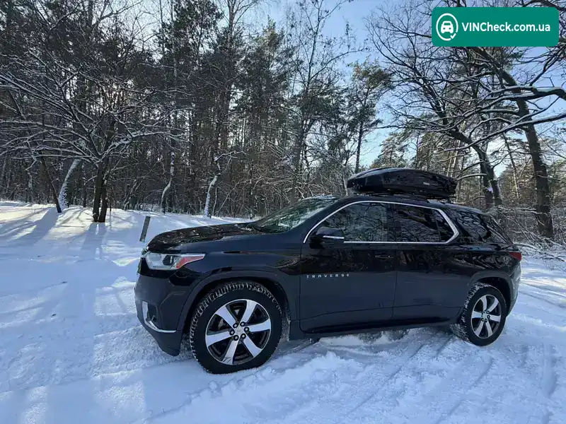 Chevrolet Traverse 2018, фото з оголошення 2 з 21, VIN 1GNEVHKWXJJ221891