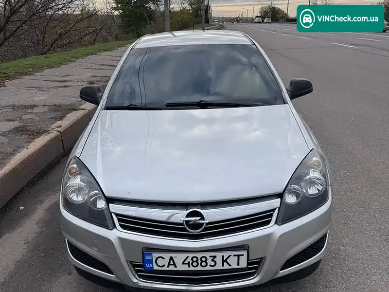 Opel Astra 2011, фото з оголошення 1 з 11, VIN W0L0AHL48B2108440