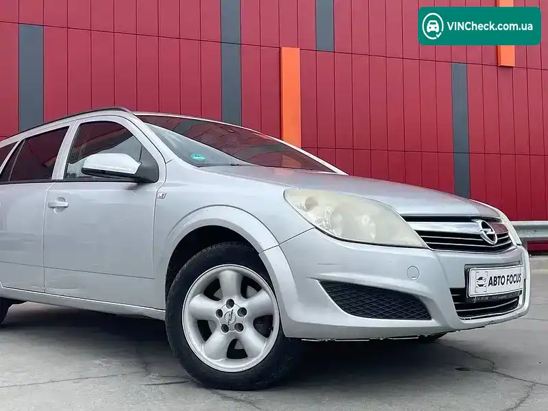 Opel Astra 2009, фото з оголошення 2 з 20, VIN W0L0AHL3592104612