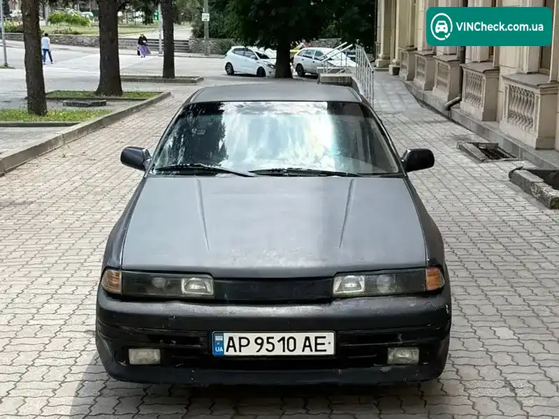 Mazda 626 1988, фото з оголошення 2 з 12, VIN JMZGD16H501171371