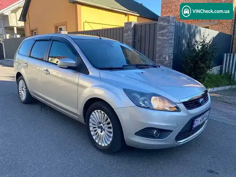 Ford Focus 2010, фото з оголошення 2 з 10, VIN WF0SXXGCDSAB17082