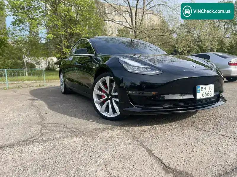 Tesla Model 3 2019, фото з оголошення 2 з 17, VIN 5YJ3E1EA4NF338080