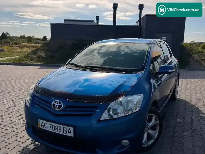 Toyota Auris 2011, фото з оголошення 2 з 15, VIN NMTKV56E70R064770