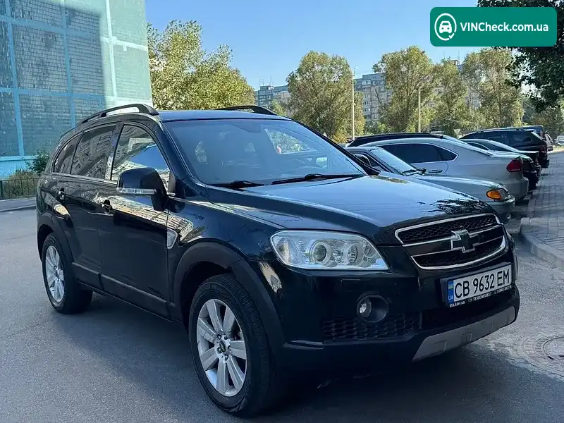 Chevrolet Captiva 2010, фото з оголошення 2 з 14, VIN KL1CG26RJAB060746