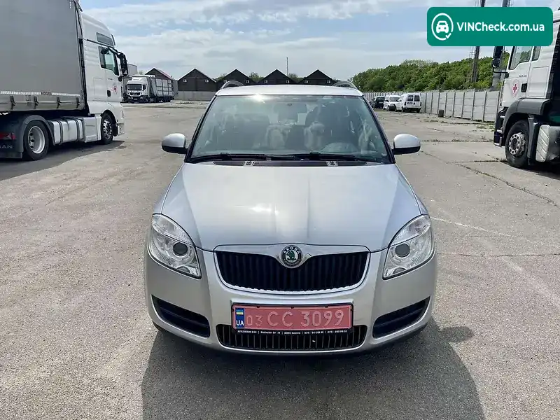 Skoda Fabia 2009, фото з оголошення 2 з 14, VIN TMBGC25J493103159