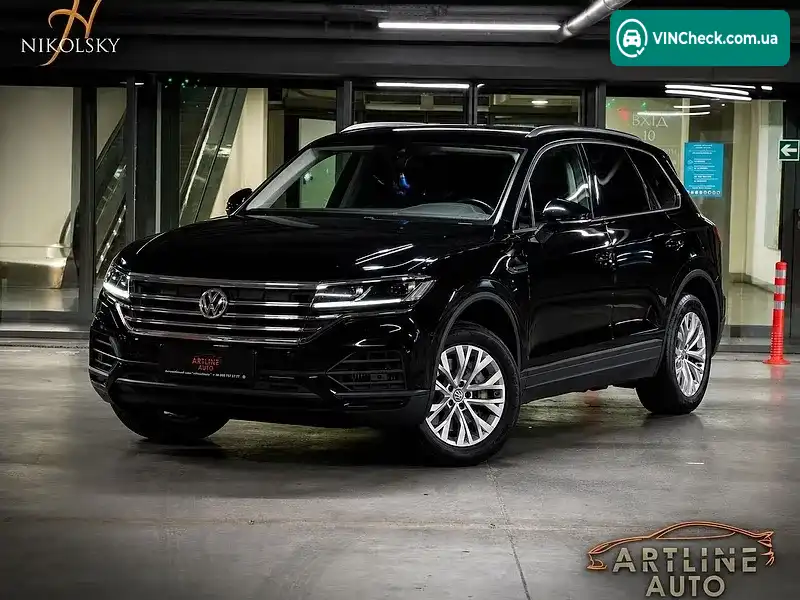Volkswagen Touareg 2018, фото з оголошення 1 з 20, VIN WVGZZZCRZKD008435