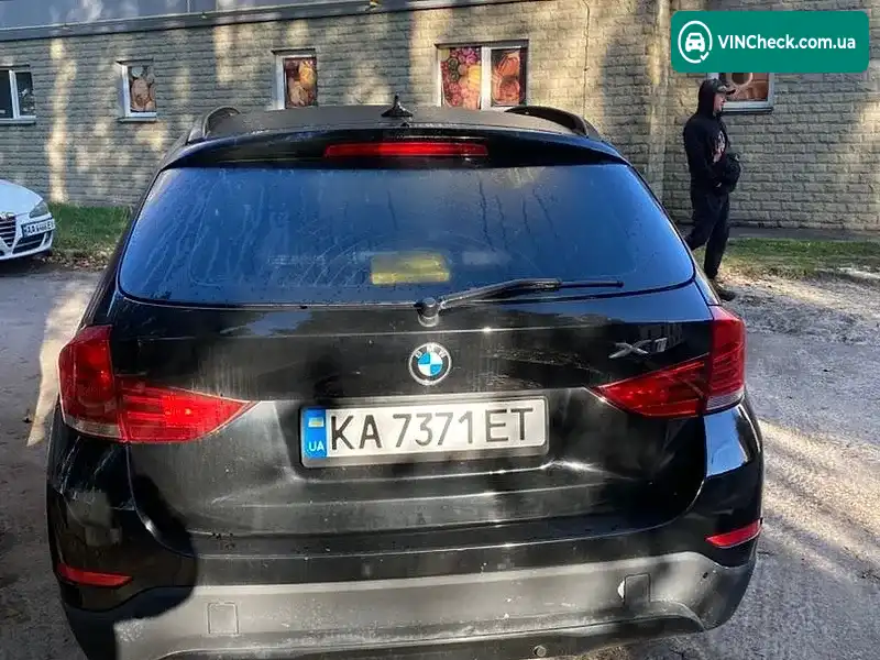 BMW X1 2014, фото з оголошення 2 з 18, VIN WBAVL1C53FVY27056