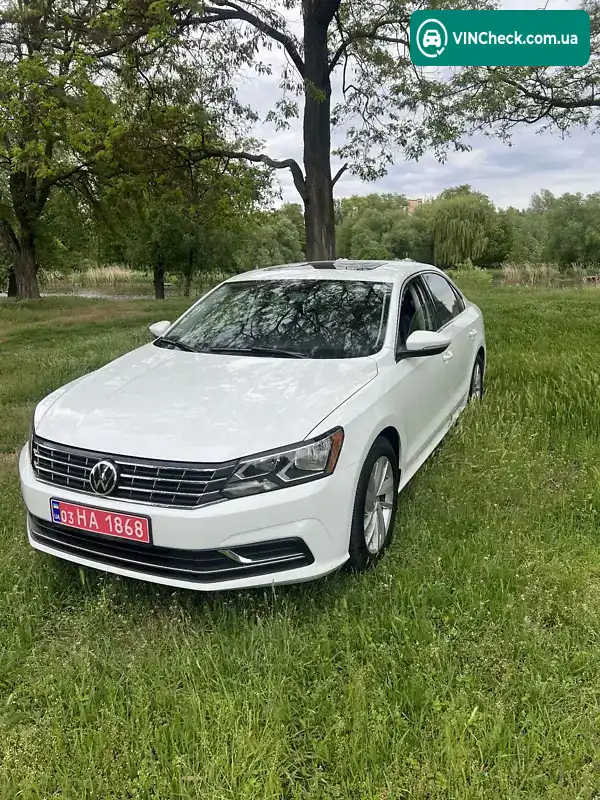 Volkswagen Passat 2018, фото з оголошення 1 з 16, VIN 1VWBA7A33JC050783