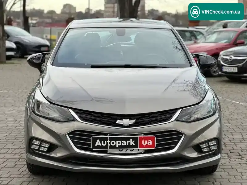 Chevrolet Cruze 2018, фото з оголошення 2 з 19, VIN 3G1BE6SM7JS645163
