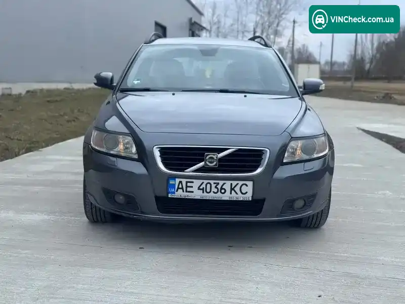 Volvo V50 2007, фото з оголошення 2 з 10, VIN YV1MW774982395249