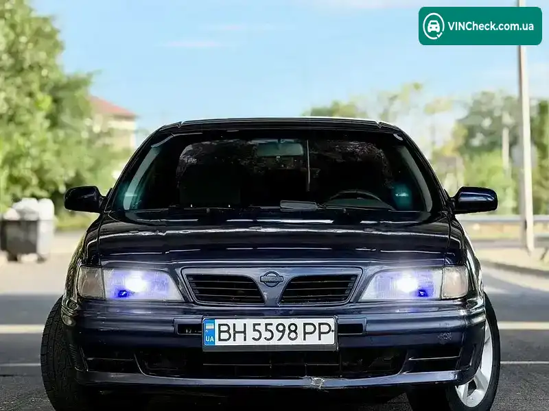Nissan Maxima 1998, фото з оголошення 1 з 20, VIN JN1CAUA32U0072711