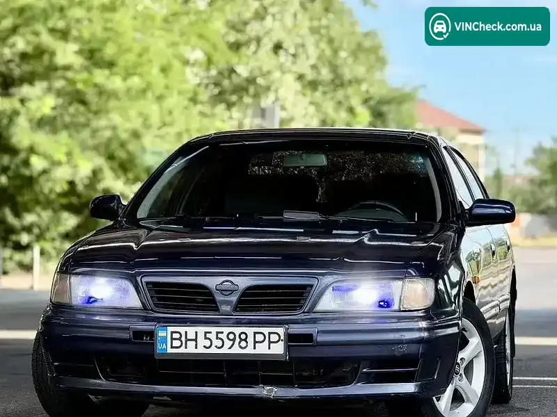 Nissan Maxima 1998, фото з оголошення 2 з 20, VIN JN1CAUA32U0072711