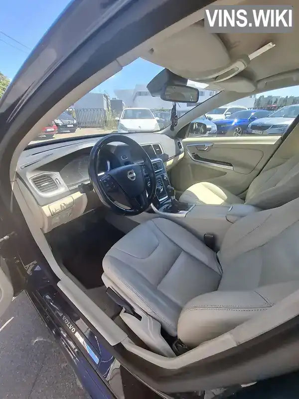 Volvo V60 2014, фото з оголошення 2 з 21, VIN YV1FW8481E1189515