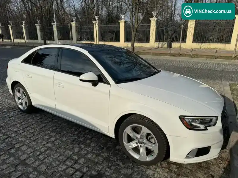 Audi A3 2017, фото з оголошення 1 з 12, VIN WAUAUGFF0J1024367