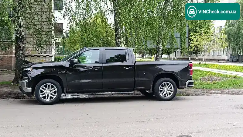 Chevrolet Silverado 2019, фото з оголошення 1 з 21, VIN 1GCUYDED5KZ342197