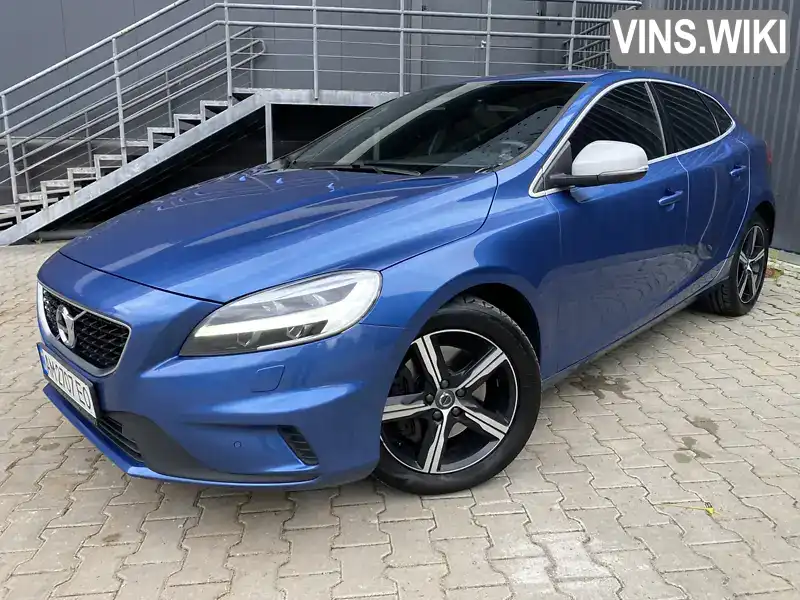 Volvo V40 2017, фото з оголошення 2 з 21, VIN YV1MV74L0J2466047
