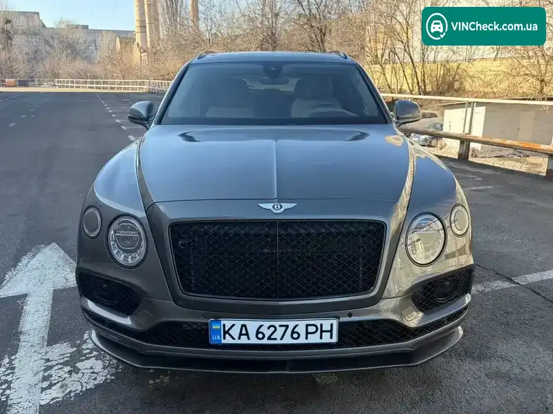 Bentley Bentayga 2019, фото з оголошення 2 з 21, VIN SJAAR2ZV9LC030820