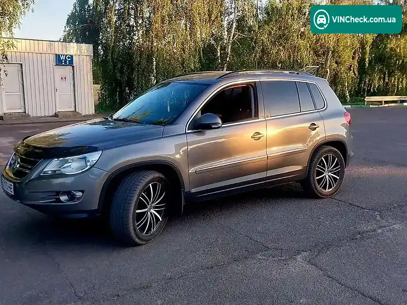 Volkswagen Tiguan 2010, фото з оголошення 1 з 10, VIN WVGZZZ5NZBW041246