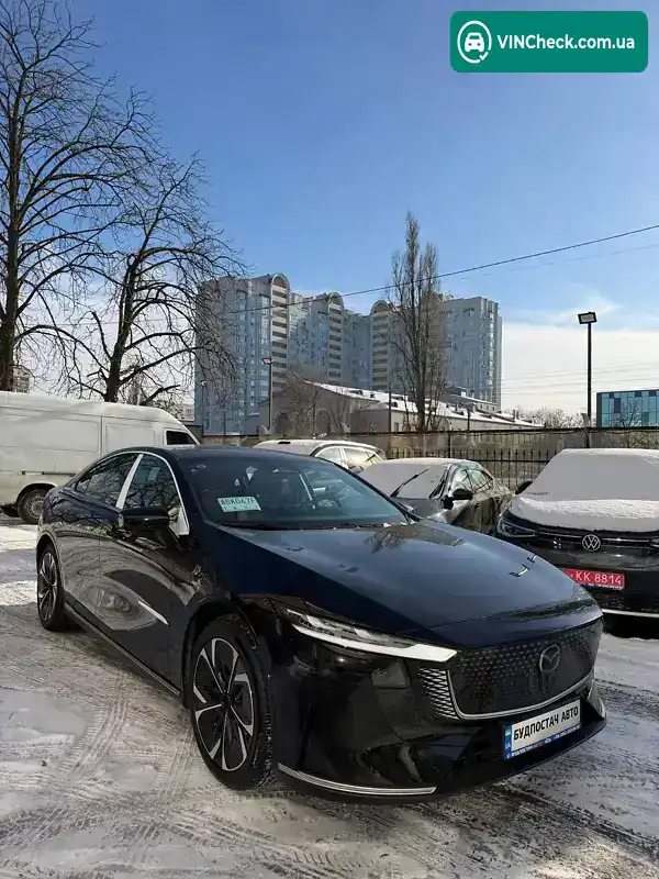 Mazda EZ-6 2025, фото з оголошення 2 з 21, VIN LVRHDAEK4SN020852