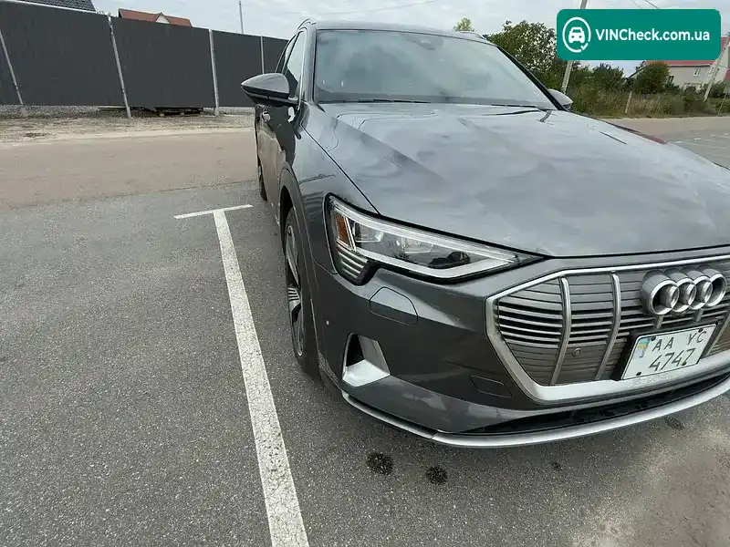 Audi e-tron 2019, фото з оголошення 2 з 18, VIN WA1VAAGE7KB007653