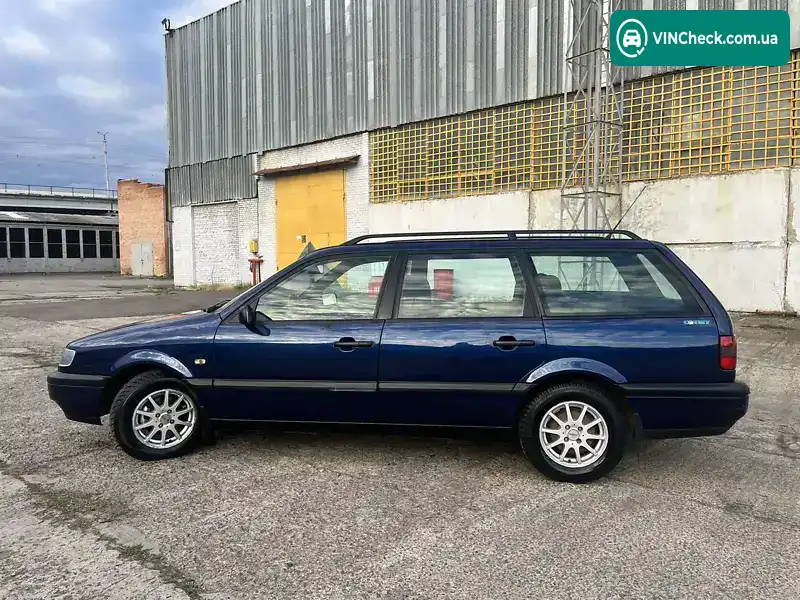 Volkswagen Passat 1996, фото з оголошення 2 з 20, VIN WVWZZZ33ZFE304294