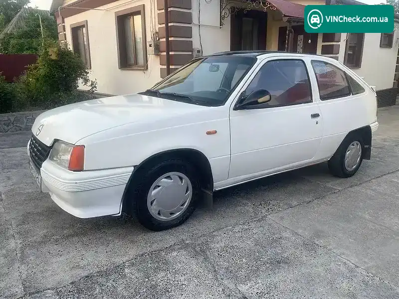 Opel Kadett 1987, фото з оголошення 2 з 13, VIN W0L000033H2585135