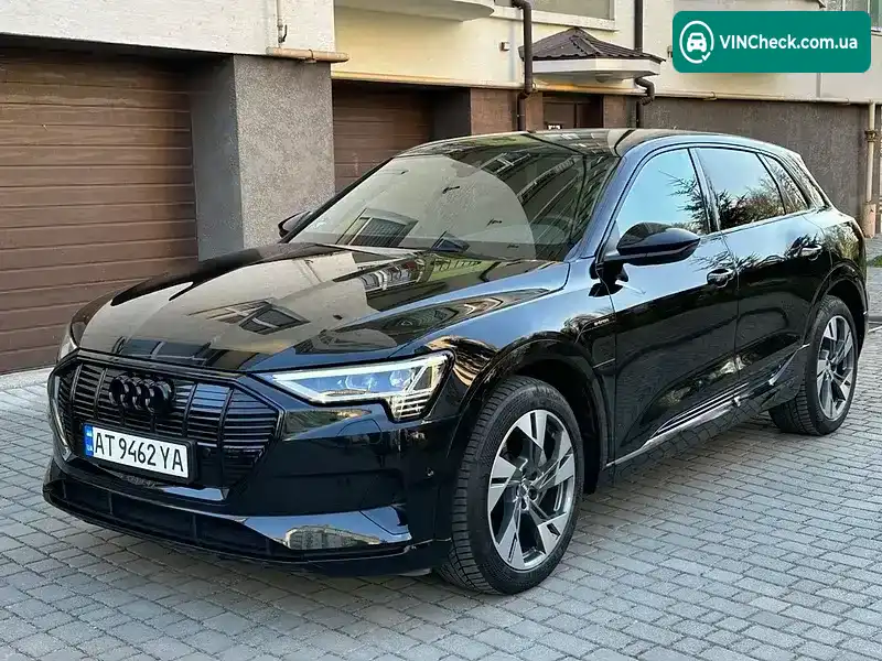 Audi e-tron 2019, фото з оголошення 2 з 21, VIN WAUZZZGE0LB016062