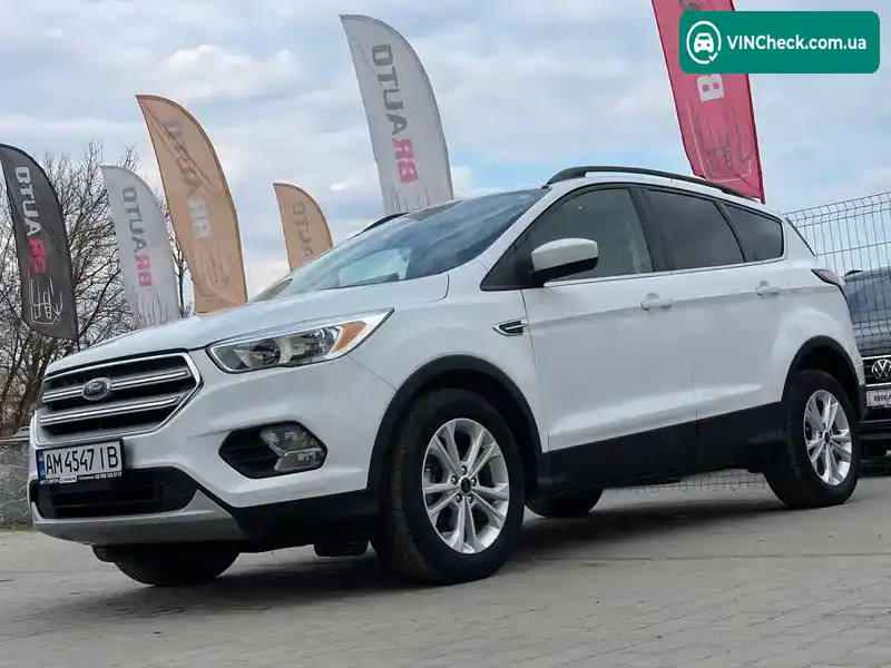 Ford Escape 2018, фото з оголошення 2 з 21, VIN 1FMCU0GD8JUB23657