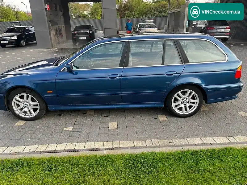 BMW 5 Series 2002, фото з оголошення 2 з 20, VIN WBADS11090GZ71695