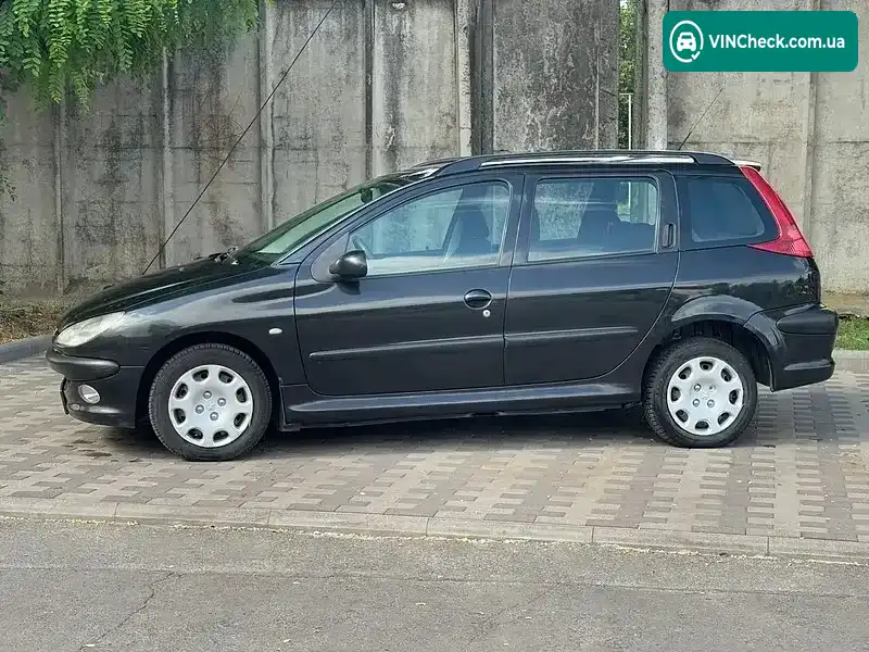 Peugeot 206 2003, фото з оголошення 1 з 20, VIN VF32EKFWF43282192