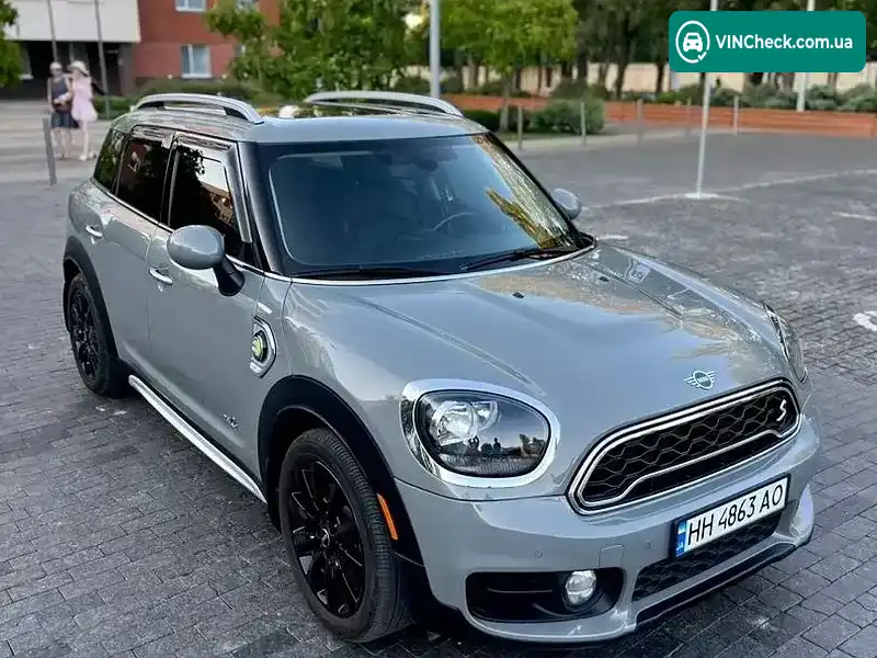 MINI Countryman 2018, фото з оголошення 1 з 20, VIN WMZYU7C56K3E56922