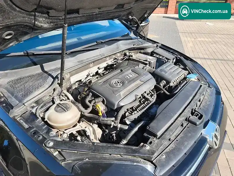 Volkswagen Golf 2015, фото з оголошення 2 з 19, VIN 3VWC17AU4FM519740