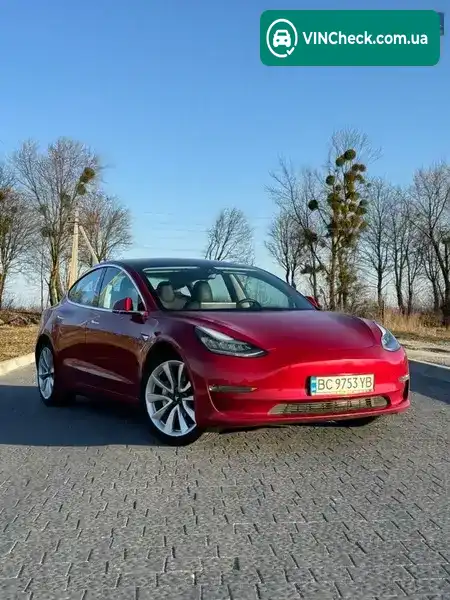 Tesla Model 3 2018, фото з оголошення 1 з 10, VIN 5YJ3E1EB0JF088100