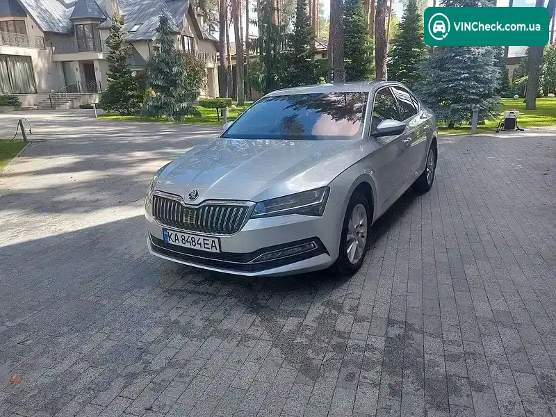 Skoda Superb 2019, фото з оголошення 2 з 20, VIN TMBAJ8NPXLB300112