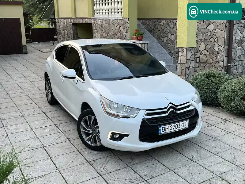 Citroen DS4 2012, фото з оголошення 1 з 20, VIN VF7NX5FEACY501834
