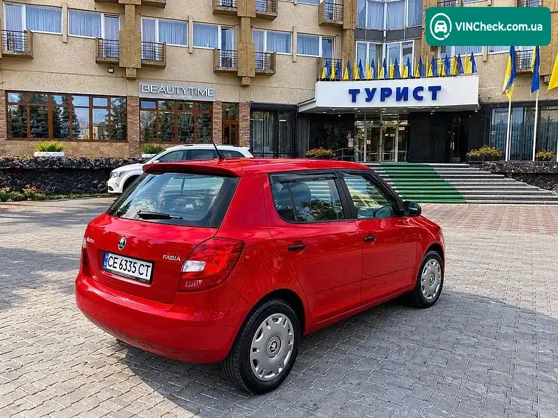 Skoda Fabia 2014, фото з оголошення 2 з 17, VIN TMB1SB5J4E3093798