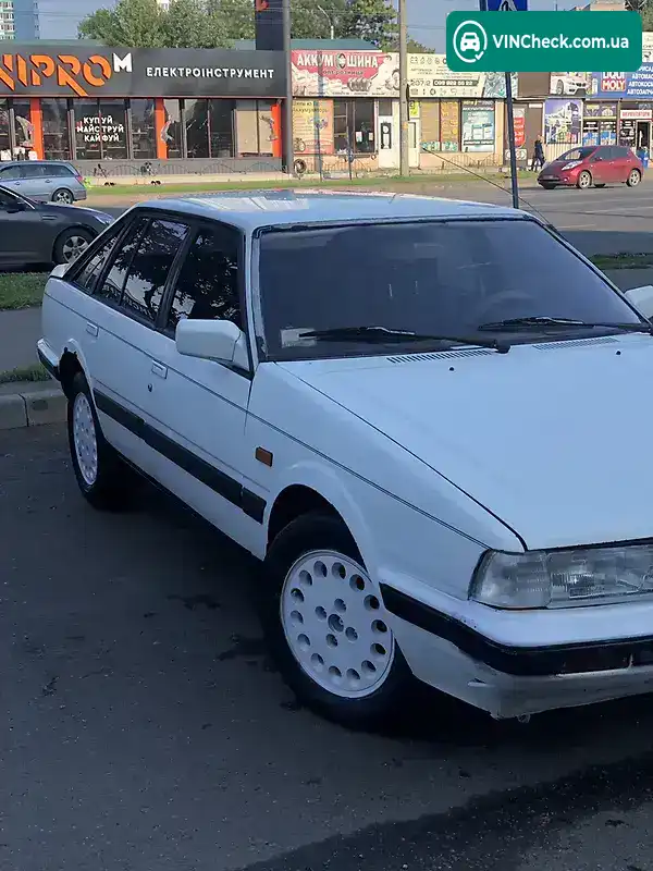 Mazda 626 1986, фото з оголошення 2 з 19, VIN JMZGC144201777597