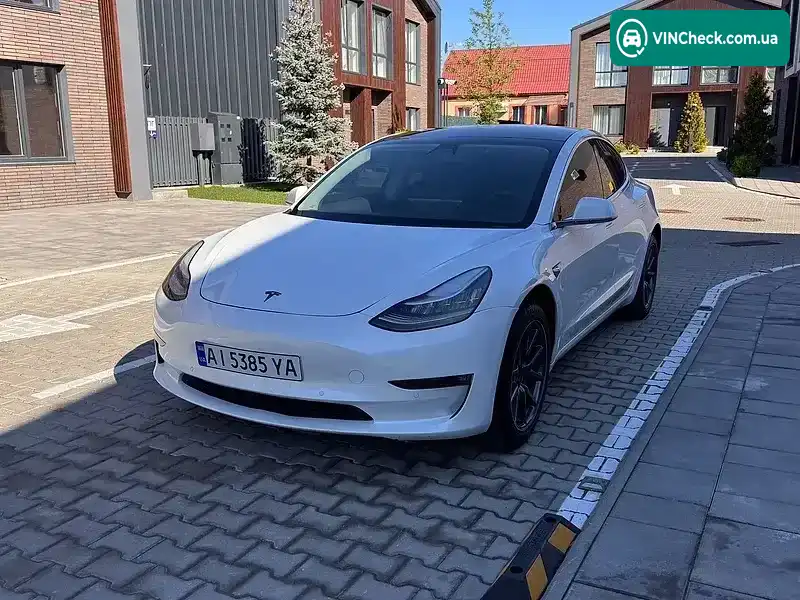 Tesla Model 3 2019, фото з оголошення 1 з 10, VIN 5YJ3E1EA9KF317530