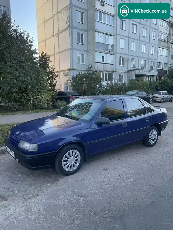 Opel Vectra 1988, фото з оголошення 1 з 18, VIN W0L000087K1034115