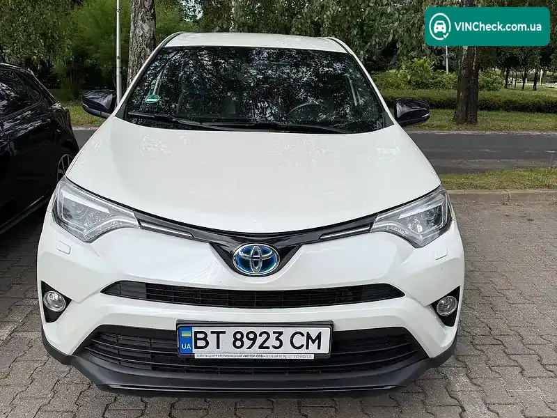 Toyota RAV4 2018, фото з оголошення 1 з 15, VIN JTMWRREV70D088160
