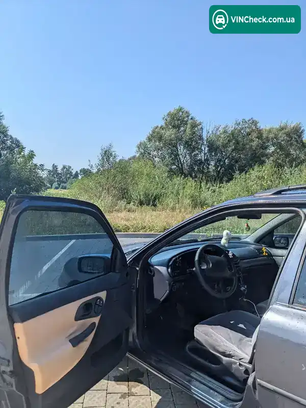 Ford Mondeo 1997, фото з оголошення 2 з 12, VIN WF0NXXGBBNVU88716