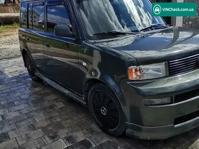 Scion xB 2005, фото з оголошення 2 з 9, VIN JTLKT324250206269